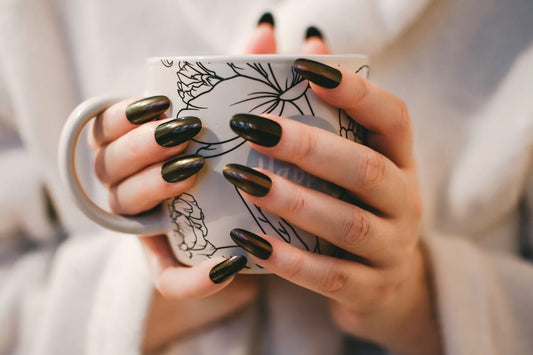 Best Black Press-On Nails - Glamnetic